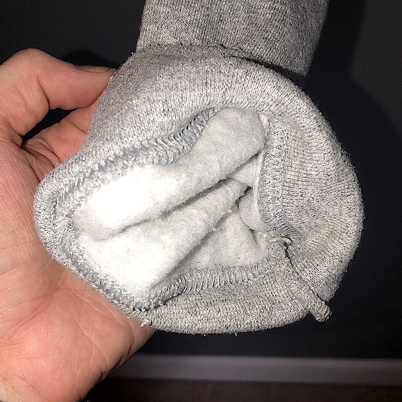 Gildan cropped grey hoodie - Picture 3 of 5